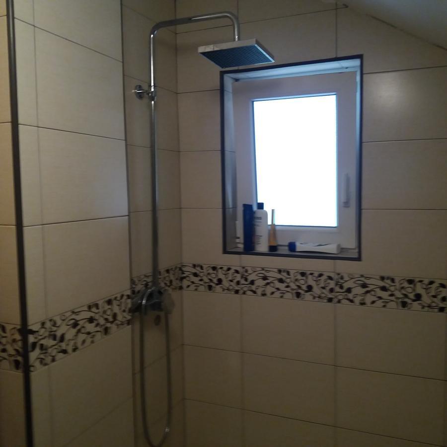 Vitas Kremna Buitenkant foto