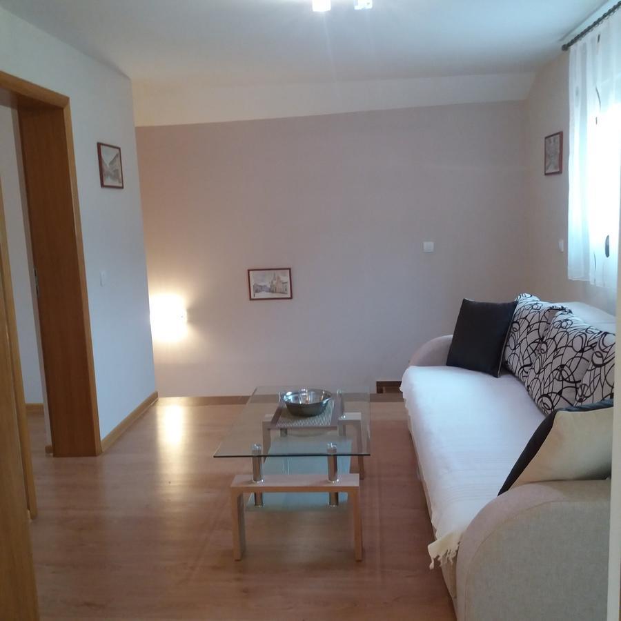 Vitas Kremna Buitenkant foto
